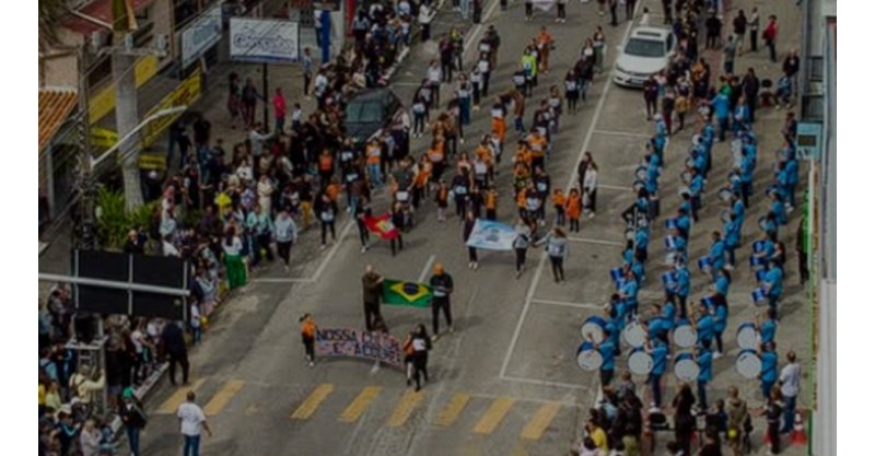  Garopaba / Desfile de 7 de Setembro movimenta o Centro/neste domingo/Evento reúne escolas/instituições civis/forças/segurança