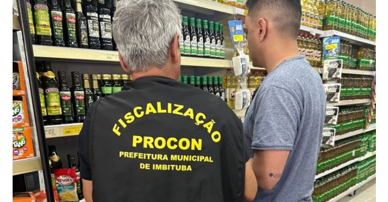  Imbituba / Procon inspeciona 21 mercados no município em ação contra azeites fraudados