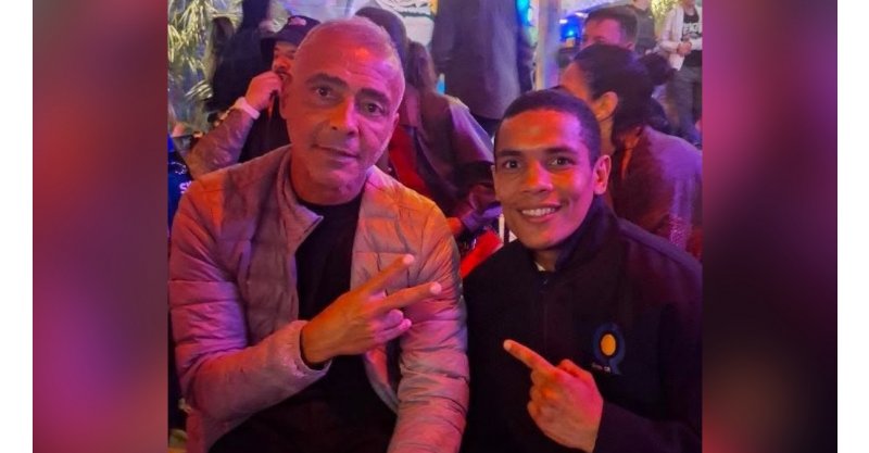  Imbituba / Romário curte noite na Praia do Rosa no município