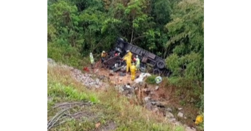 Acidentes no Contorno Viário deixam dois mortos e 5 feridos; terror no trânsito da Grande Florianópolis