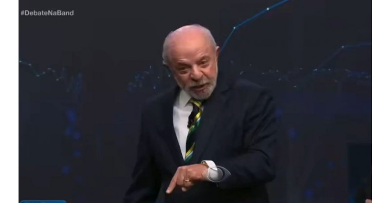 Apoiadores de Flávio lançam campanha ‘carioca não é malandro’ após fala de Lula em debate