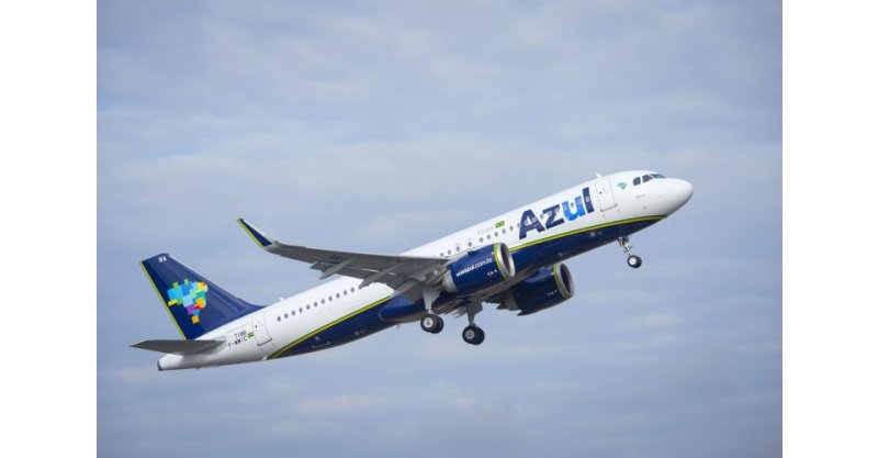 Avião sofre despressurização e faz pouso de emergência
