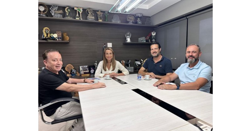 Balneário Camboriú / Auri Pavoni, Evaldo Hoffmann e Claudir Maciel são confirmados na equipe técnica de transição
