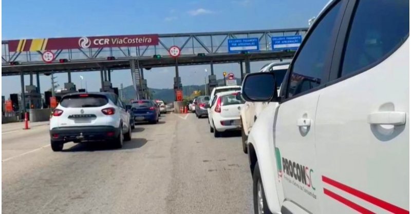 BR-101 Sul: quais são os melhores horários para fugir do trânsito das festas de fim de ano?