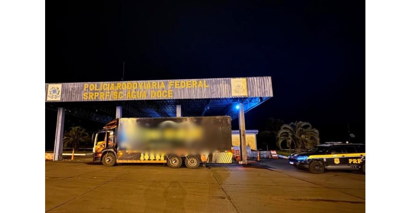 Caminhão de ‘banda musical’ escondia 8 toneladas de mercadoria valiosa em SC