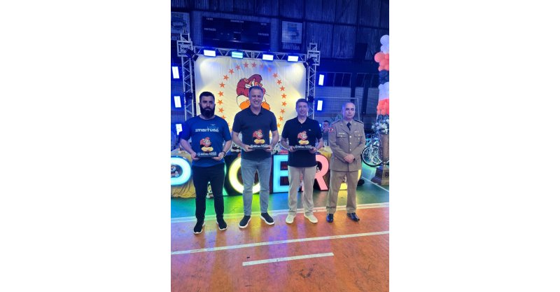 CDL Imbituba participa da formatura do PROERD e entrega 20 bicicletas aos alunos