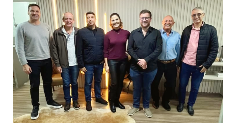CDLs do 31º Distrito da FCDL/SC participam de reunião em Imbituba