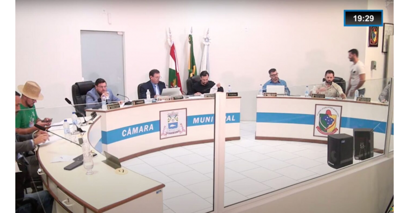 Câmara de Garopaba debate piso do magistério e vota créditos suplementares de R$ 20 milhões