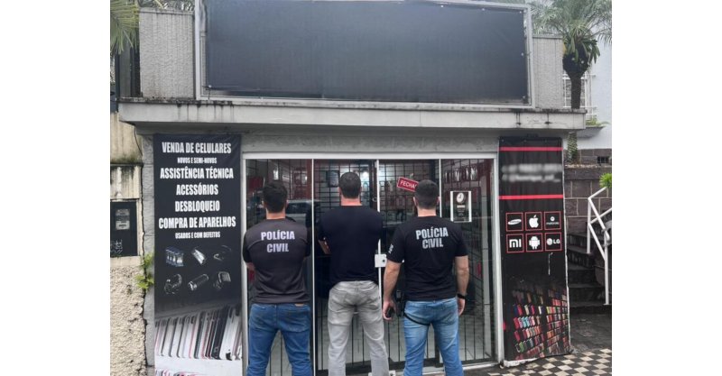 Comerciante de Blumenau é alvo de busca em operação nacional contra desbloqueio de celulares roubados