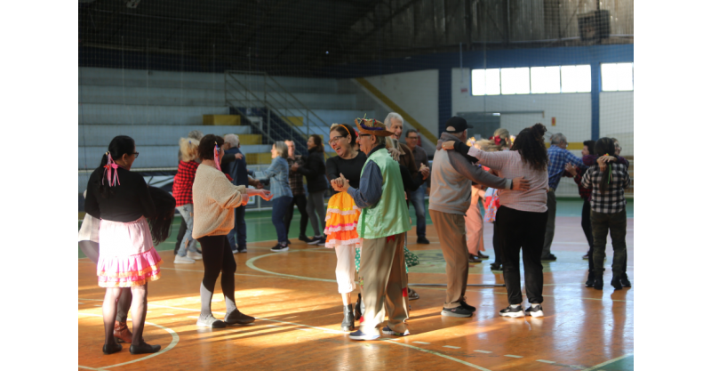 Comunidade Ativa realiza programação especial de Festa Julina em diferentes bairros de Imbituba