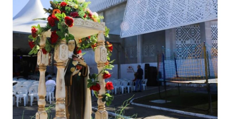 Comunidade da Passagem inicia festa em honra a Santa Teresinha em Tubarão