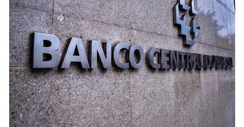 Copom mantém Selic em 15% e diz que manutenção por tempo 'bastante prolongado' é adequada para alcançar meta de inflação