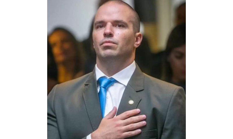 Deputado Jessé Lopes é condenado por transfobia e deve pagar indenização a jovem trans em SC