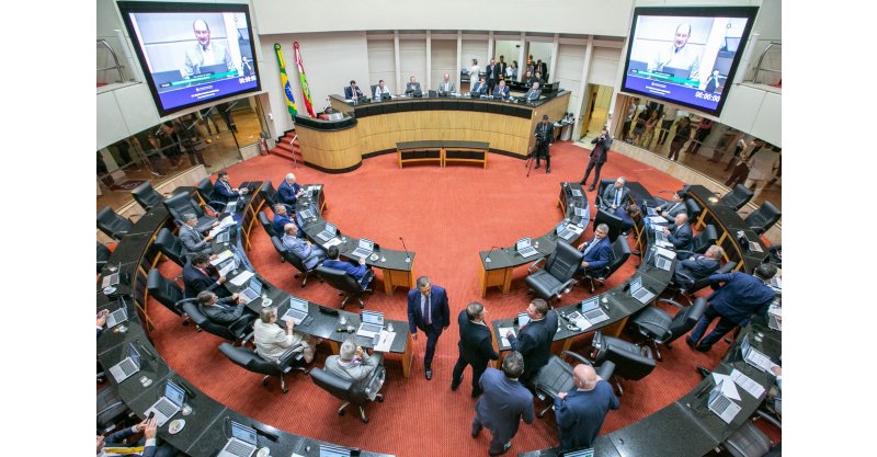 Deputados terão mais poder sobre Orçamento estadual