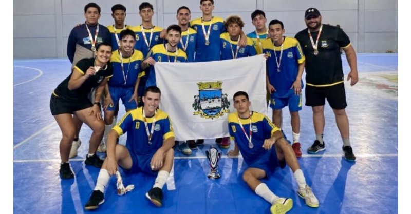 Equipe de futsal sub-18 de Imbituba garante vaga na etapa regional dos Joguinhos Abertos