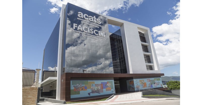 FACISC faz dura crítica à tributação sobre investimentos que afeta construção civil e agro
