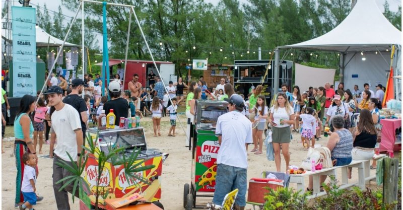 Festival em SC celebra temporada das baleias-franca com shows, comida artesanal e flash tattoo