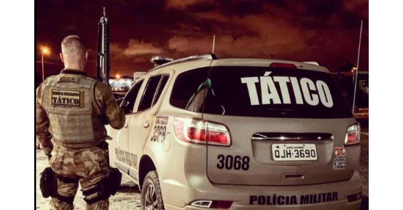 FORAGIDO / Polícia Militar prende condenado por associação criminosa e tráfico de drogas em Imbituba