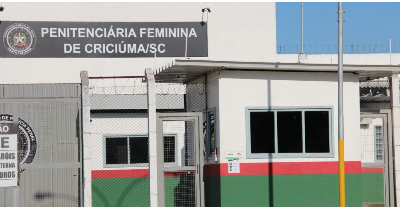 Garopaba / Condenada por roubo, foragida com pena de 10 anos é presa no município