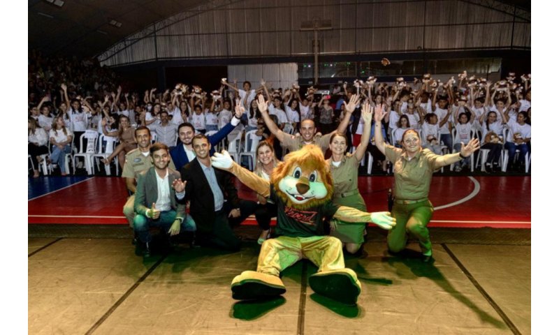 Garopaba / Formatura reúne mais de 400 estudantes e marca mais um ano do Proerd no município