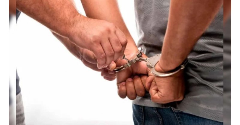 Homem com sinais de embriaguez dá cabeçada em frentista, resiste a abordagem da PM e acaba no hospital em Imbituba