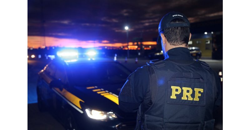 Homem foragido sequestra o próprio filho em Imbituba após briga e foge em carro pela BR-101