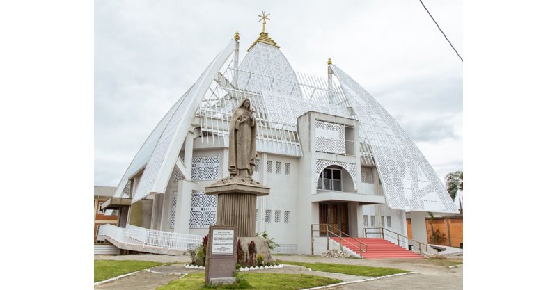 Igreja Santa Teresinha é dedicada hoje em Tubarão