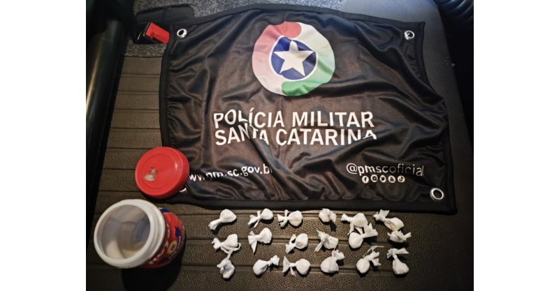 Imaruí / Mulher é presa por tráfico de drogas no município