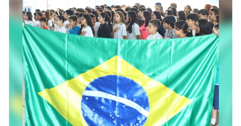 IMBITUBA / Câmara de Vereadores aprova política de valorização do civismo nas escolas municipais 