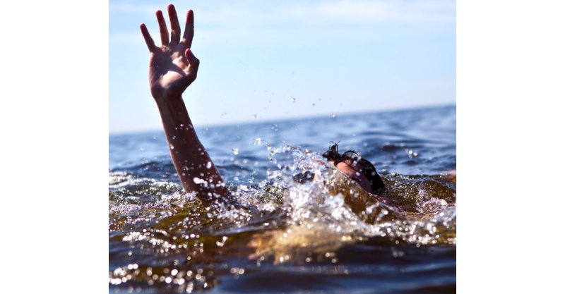 Imbituba / Criança de seis anos é socorrida após se afogar em piscina de casa na cidade