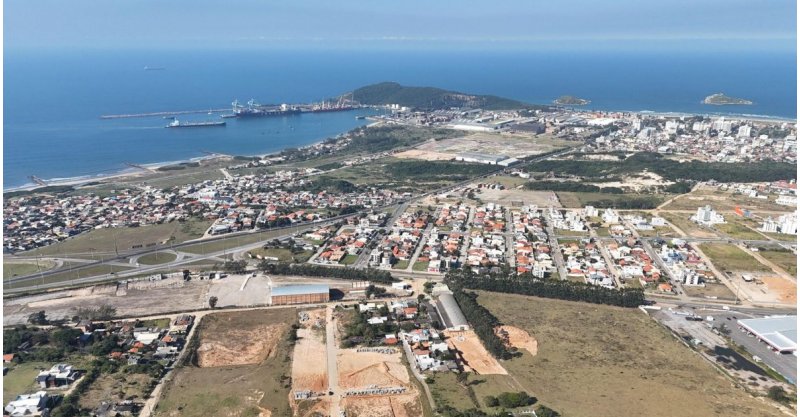 IMBITUBA / Ex-secretária de Saúde de SC é condenada a devolver R$ 38,4 mil aos cofres municipais