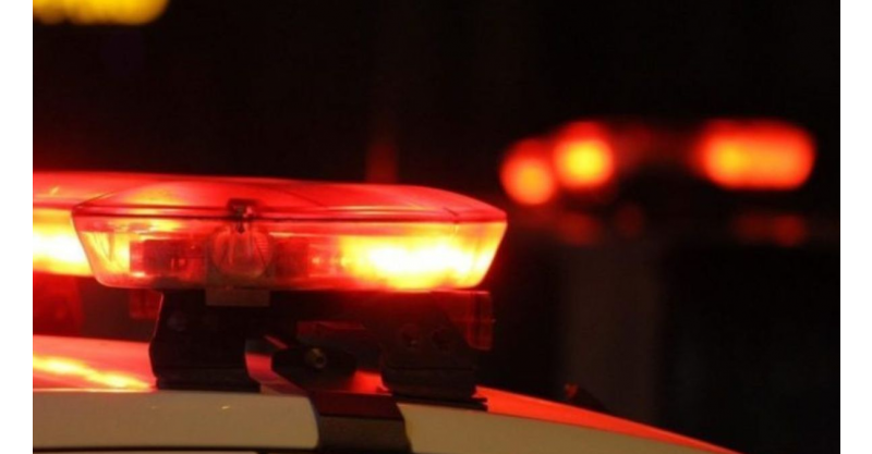 Imbituba / Veículo furtado em Garopaba é encontrado incendiado e sem rodas na cidade