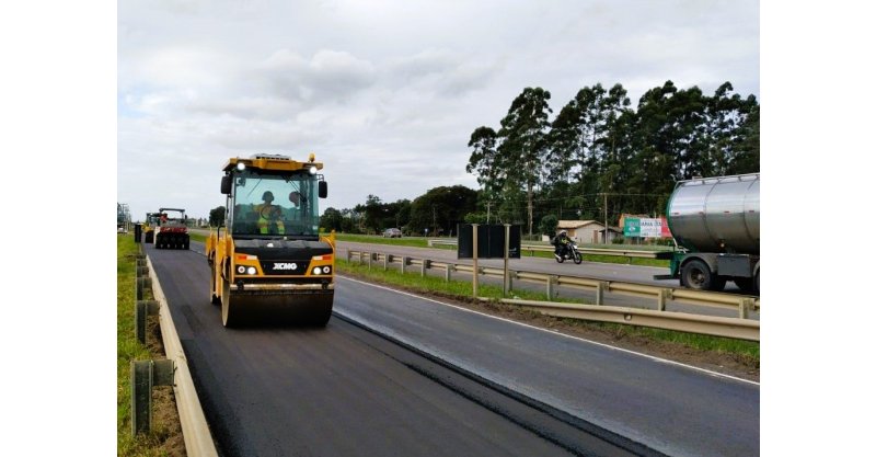 Interdições de faixas e lentidão; confira o cronograma de obras semanal na região Sul da BR-101