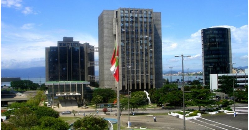Justiça de SC suspende lei que proíbe cotas no ensino superior