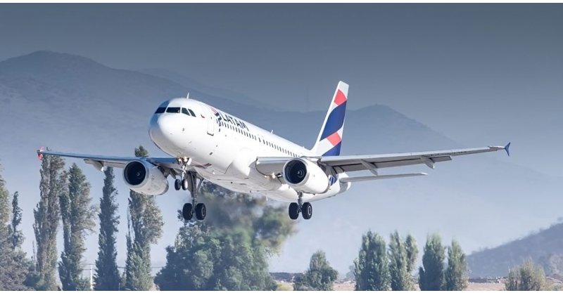 Latam escala tripulação 100% gaúcha em seu primeiro voo na reabertura do aeroporto de Porto Alegre