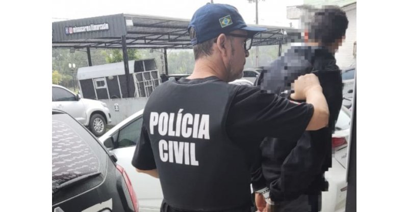 Lauro Müller / Homem que mandou foto de órgão genital para enteada adolescente é preso