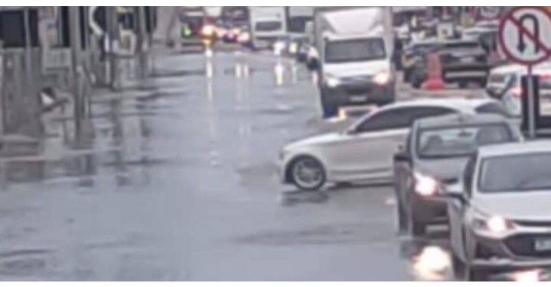 Maré alta mantém Florianópolis em alerta nesta segunda-feira; há risco de alagamentos costeiros