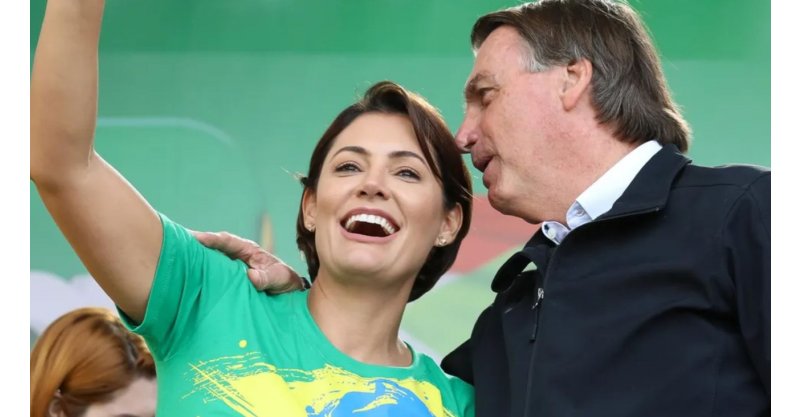 Michelle quebra o silêncio e revela mensagem de Jair Bolsonaro após derrota de Flávio e saída do Brasil