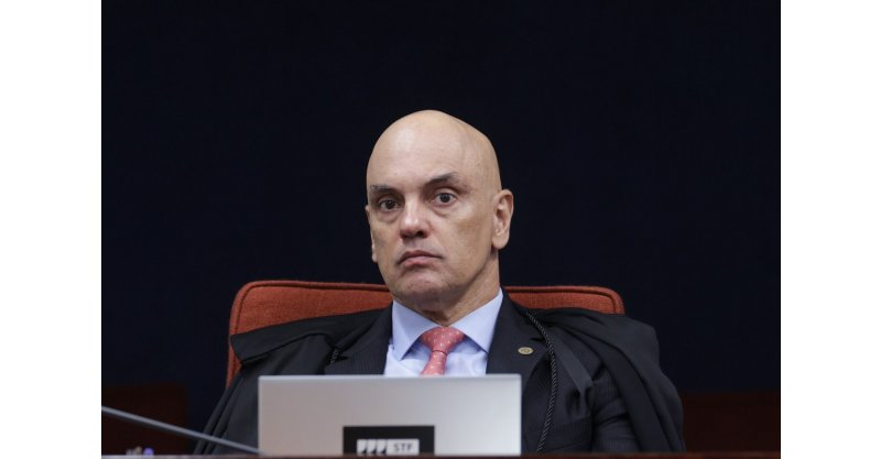 Moraes arquiva inquérito da ‘Abin Paralela’ contra Jair Bolsonaro e Alexandre Ramagem após pedido da PGR