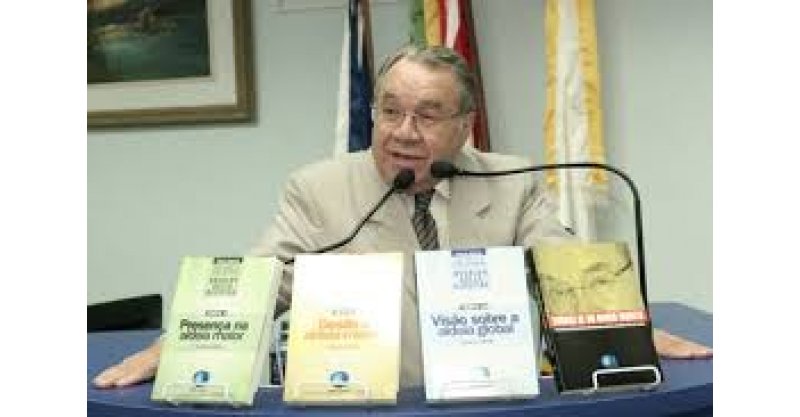 Morre Osvaldo Della Giustina, fundador da Unisul, aos 88 anos