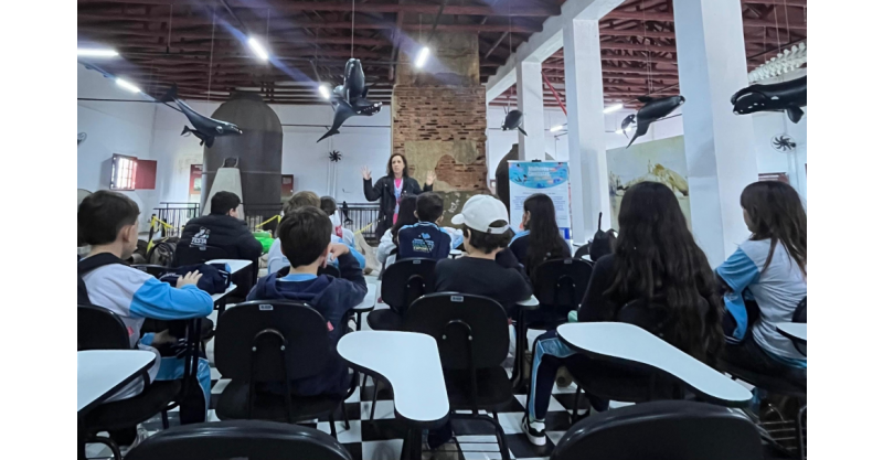 Museu da Baleia recebe projeto Mulheres Cientistas da UFSC