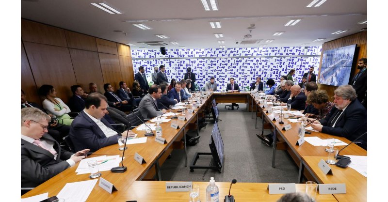 Nem anistia nem fim do foro privilegiado na Câmara: pautas da Oposição não emplacam