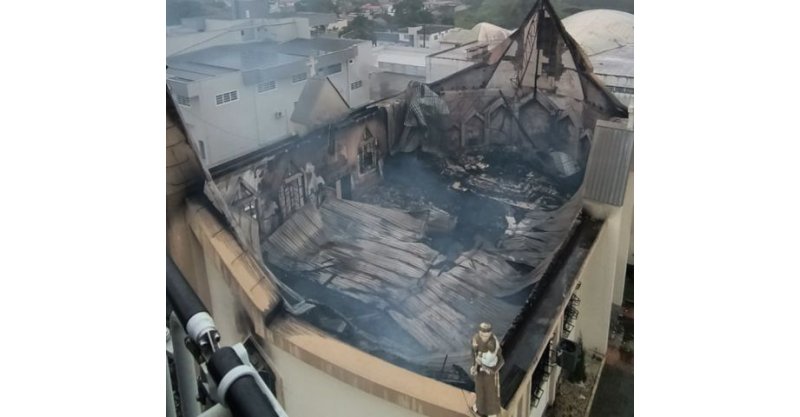 'Nossa história permanece': paróquia se manifesta após incêndio destruir igreja