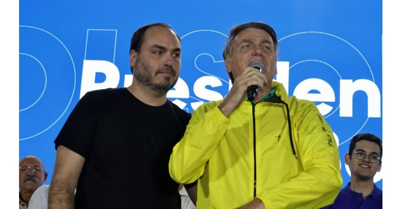 ‘O velho tá bem’: Carlos visita Jair Bolsonaro, detalha estado de saúde e revela que pai está com ‘saudade de todo mundo’
