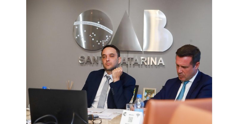 OAB/SC reage contra/blindagem de ministros pelo STF e o aumento do fundo partidário pelo Congresso Nacional para R$ 4,9 bi