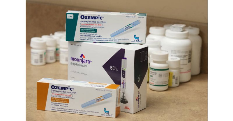 Operação em SC e GO busca responsáveis por Ozempic falso que levou mulher para UTI