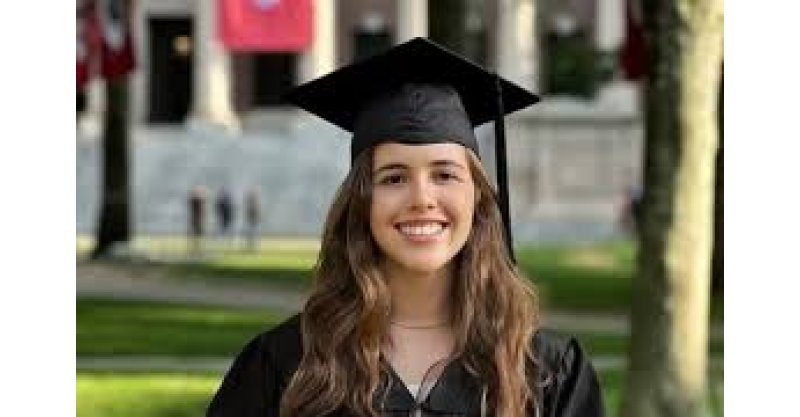 PARA POUCOS / Bolsista, aluna brasileira tem a nota mais alta entre os formandos da Universidade de Harvard em 2025