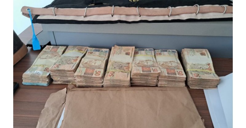 Polícia prende grupo que aplicava golpe da falsa central bancária em SC e bloqueia R$ 154 mi