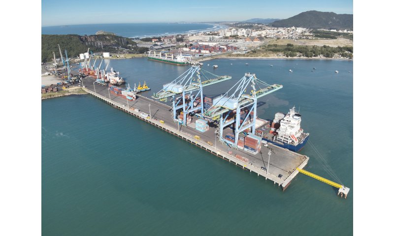 Porto de Imbituba fecha o 1º semestre com 3,9 milhões de toneladas de cargas movimentadas