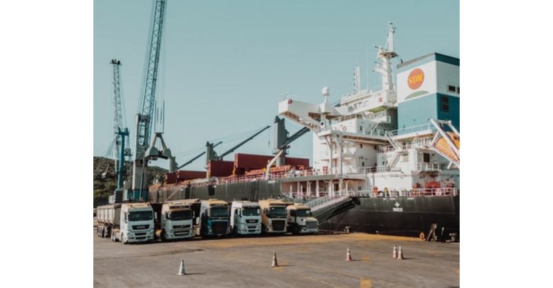 Porto Imbituba amplia rotas internacionais